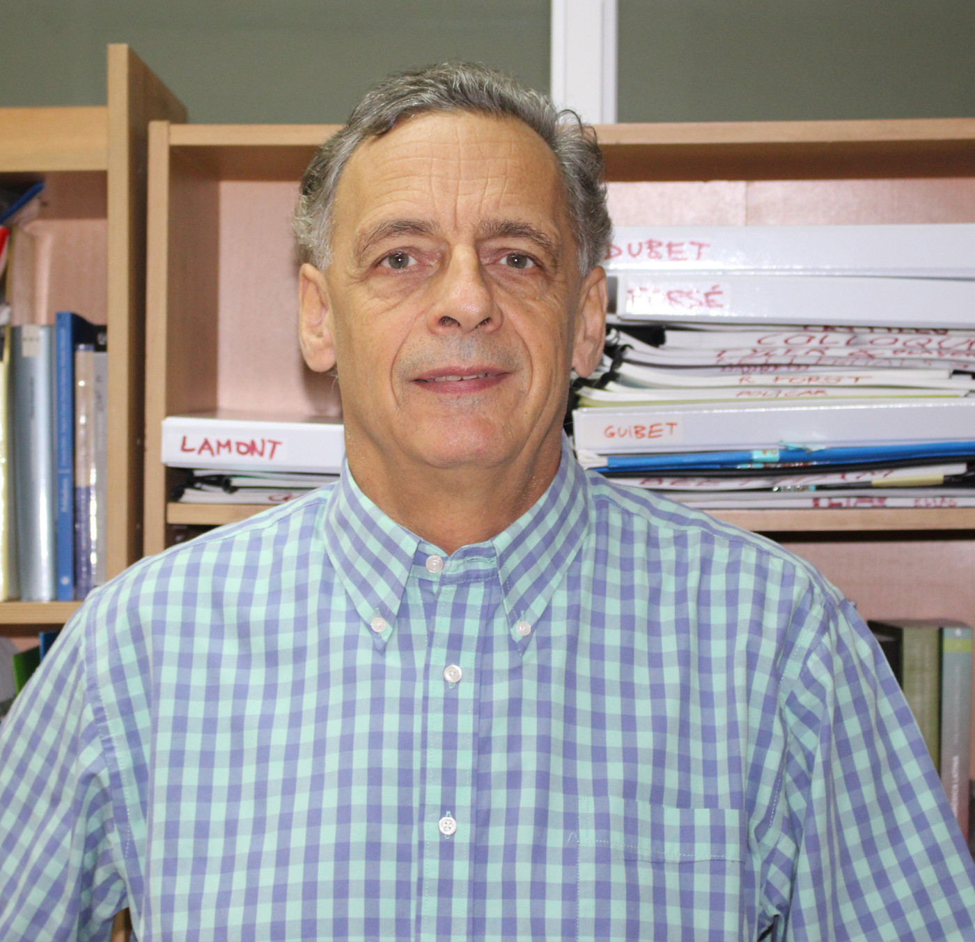 Dr. Óscar MacClure, liderará el proyecto “Anillo” de investigación asociativa “Diálogo y Comunidades Territoriales de Aprendizaje en Escenarios de Crisis en el Sur de Chile”.
